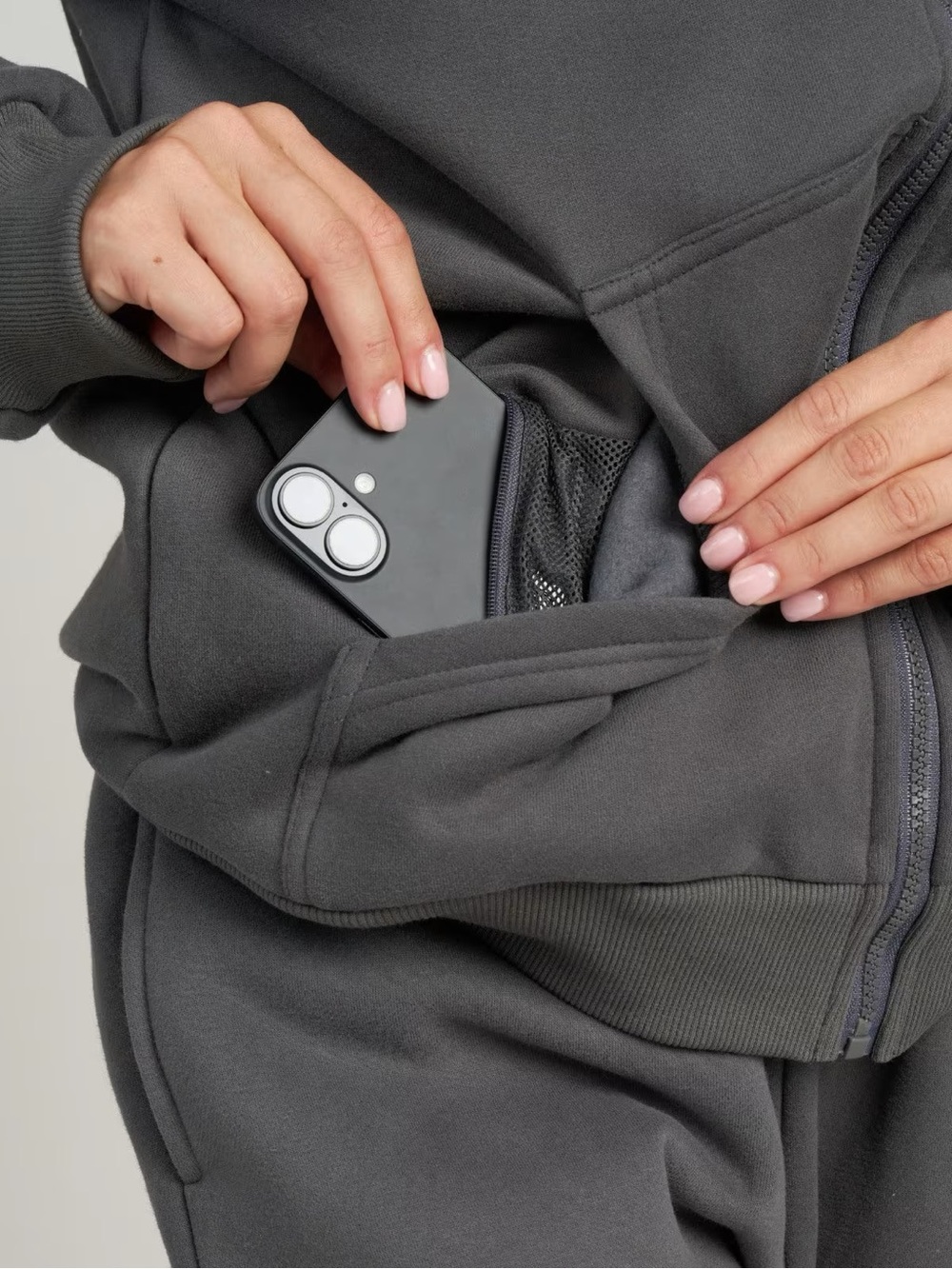 Comfrt Zip Travel Essentials Hoodie steel Grey Unisex - Picture 3 of 6